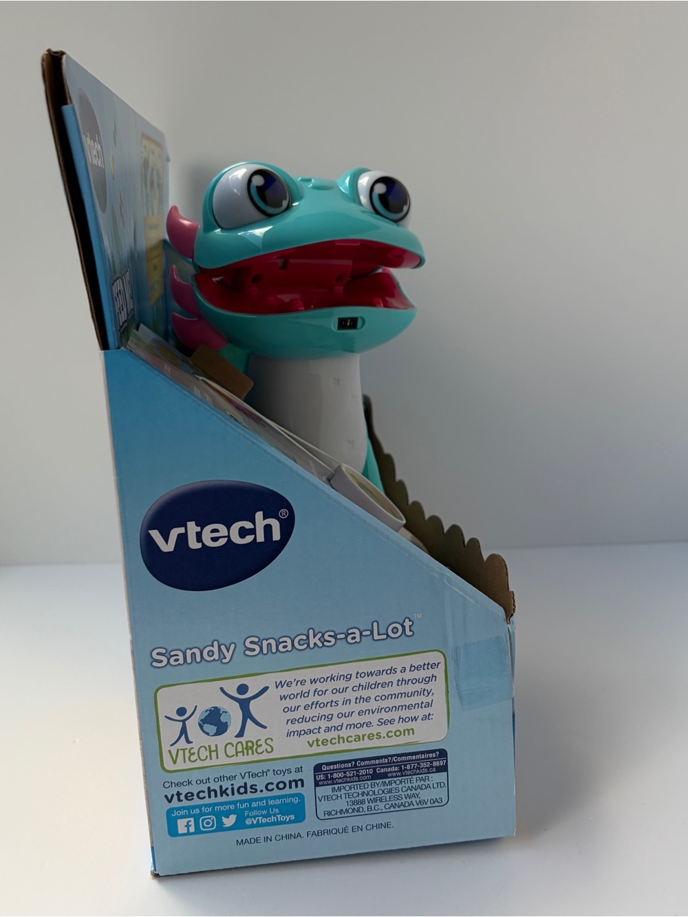VTech Sandy Snacks-a-Lot Axolotl Interactive Feeding Learning Toy - Picture 6 of 9